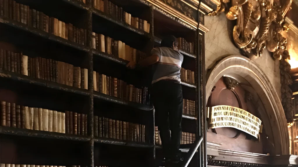 banner front banner front